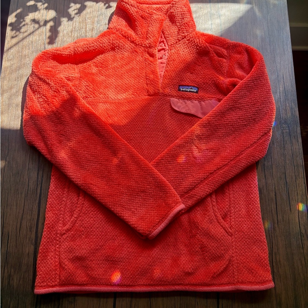 Patagonia Vibrant Coral Snap-T Fleece Pullover